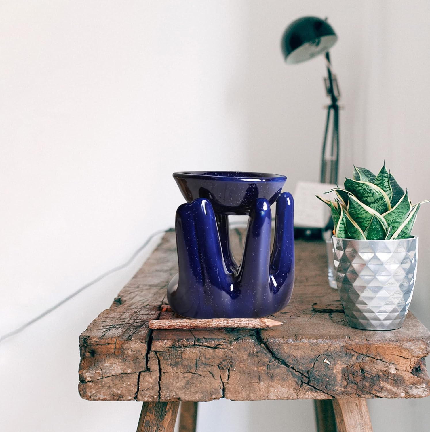 Hand-Shaped Ceramic Aroma Diffuser for Home Décor - Image 3
